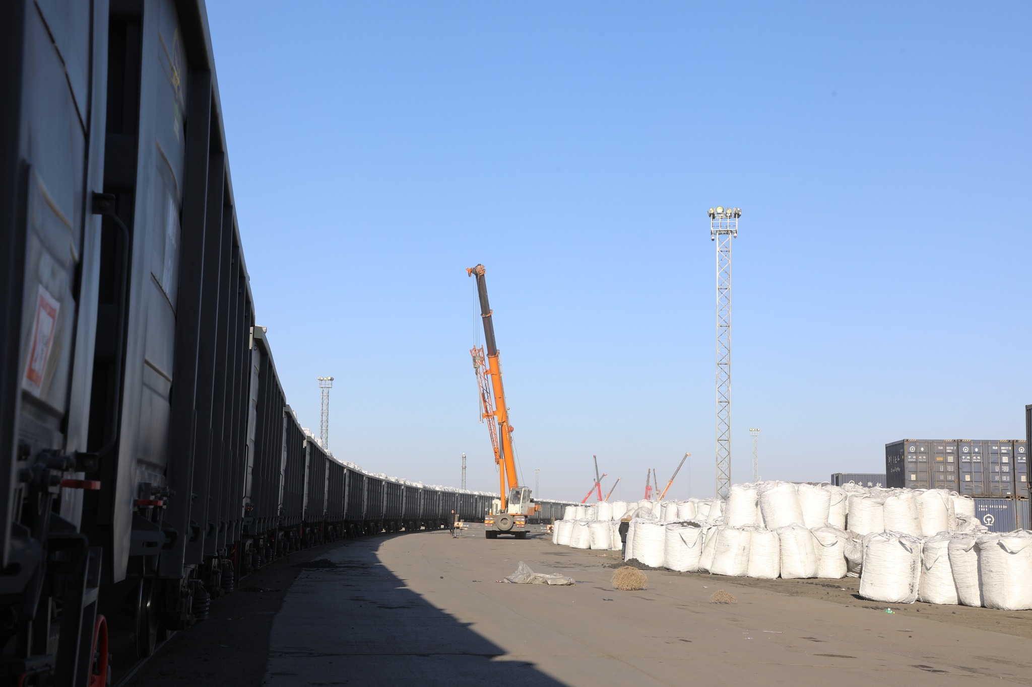 Хагас коксон түлшийг хувийн хэвшлийн дөрвөн компани нийлүүлж байна 