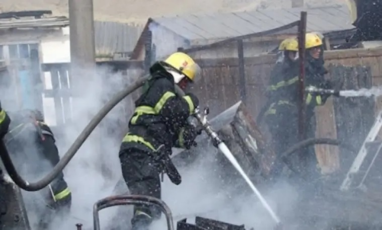 Аюулт үзэгдэл, ослын 77 удаагийн дуудлагаар ажиллаж, 31 хүний амь насыг авран хамгааллаа