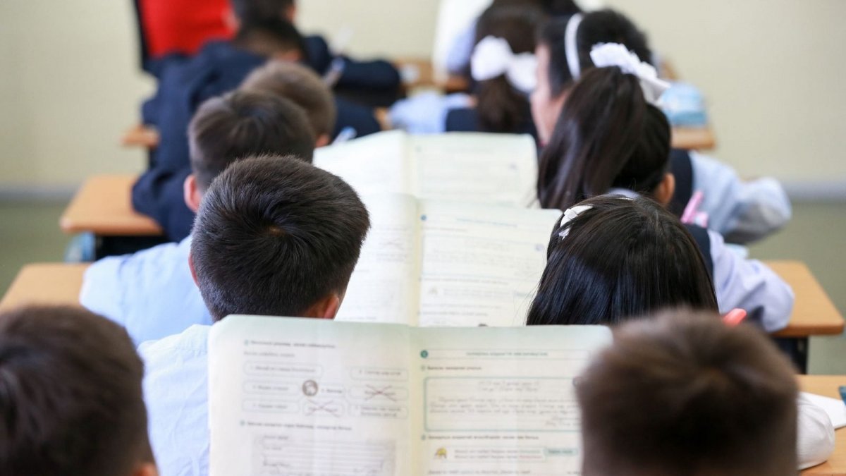 Танилц: Сурагчдын амралтын хуваарь