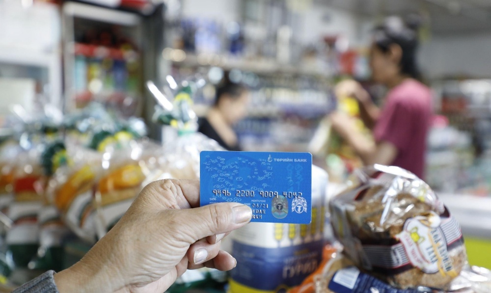 ШИНЭ ЖУРАМ: Хүнс тэжээлийн дэмжлэгийг нэн шаардлагатай өрхүүдэд үзүүлнэ