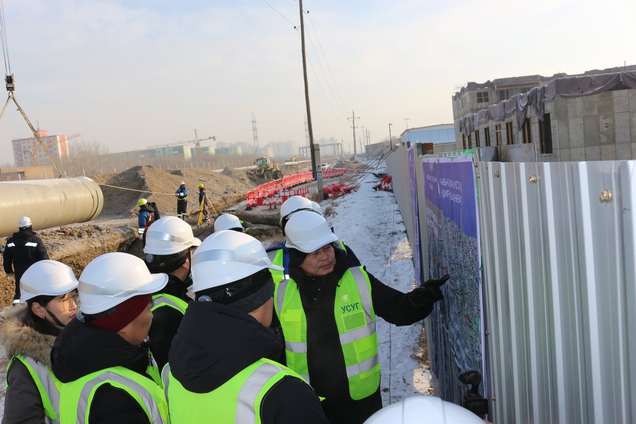 Х.Нямбаатар: Хоёр сарын хугацаанд бохир усны 1.6 км шугамыг угсарлаа