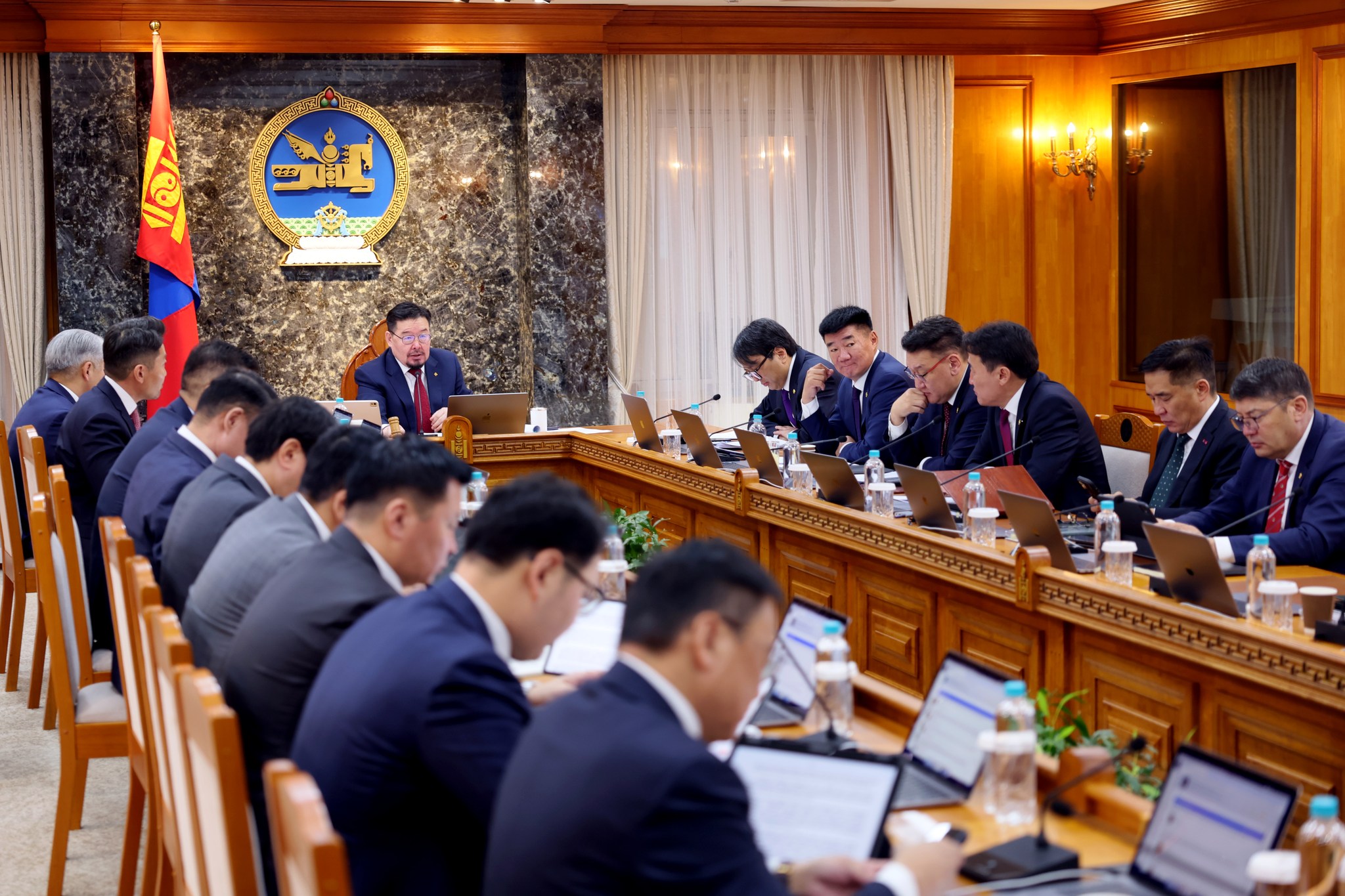 НӨАТ-ын босгогүй болгож, бичил жижиг гэлтгүй БҮГД суутган төлөгч болно