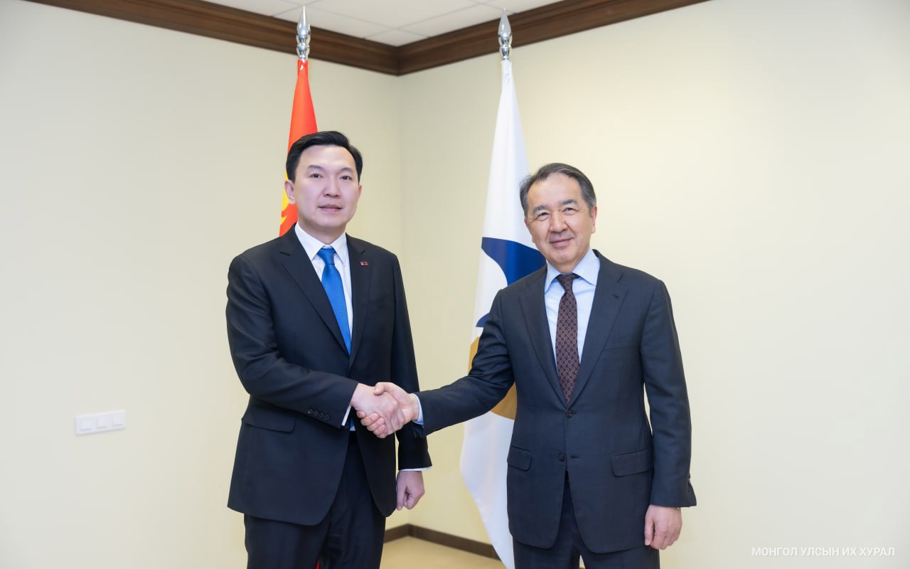 Монгол Улсын Их Хурлын дарга Н.Учрал Евразийн эдийн засгийн комиссын Сайд нарын зөвлөлийн дарга Б.А.Сагинтаевтай уулзав