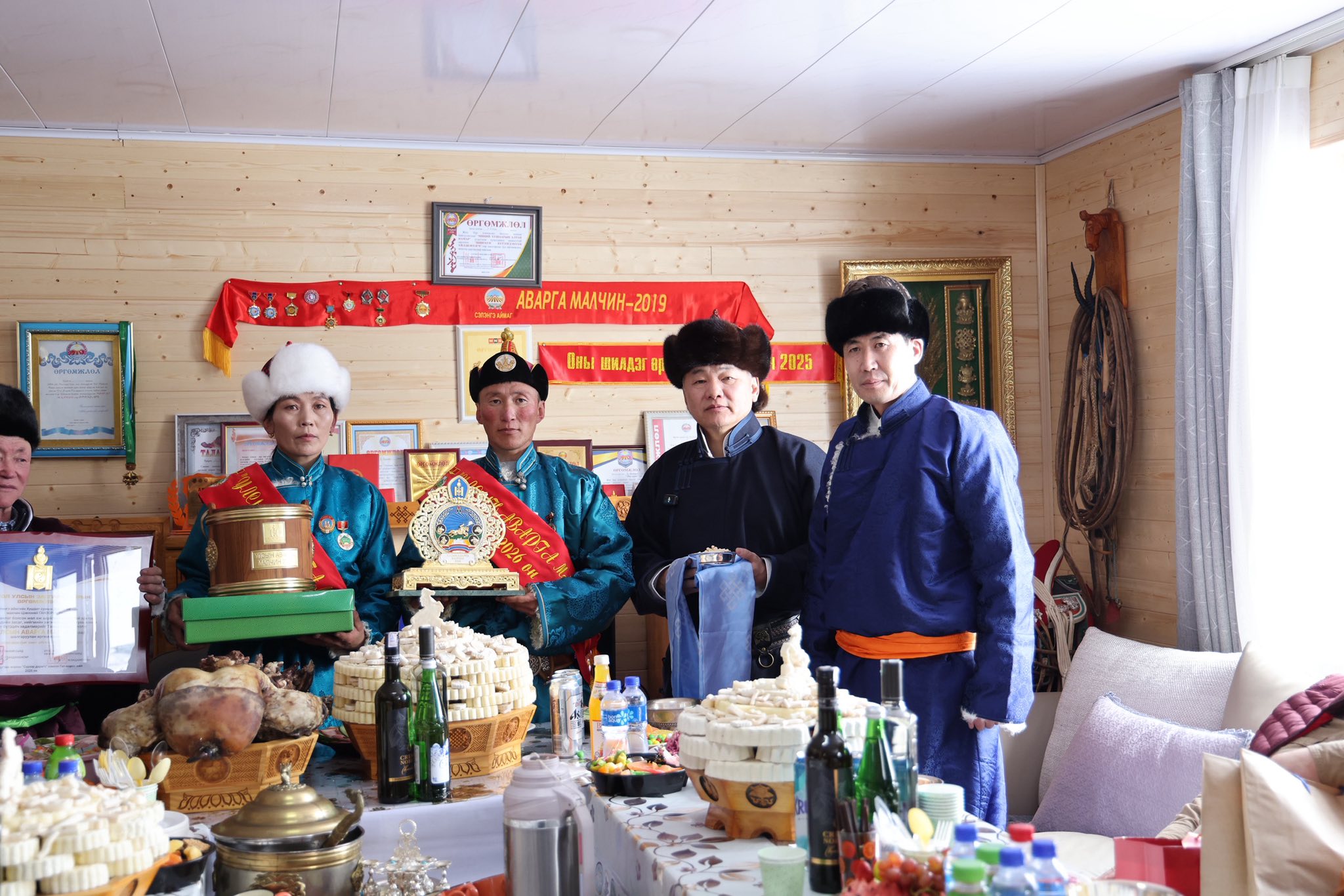 Цэвээний Ганзориг “Улсын аварга малчин” боллоо