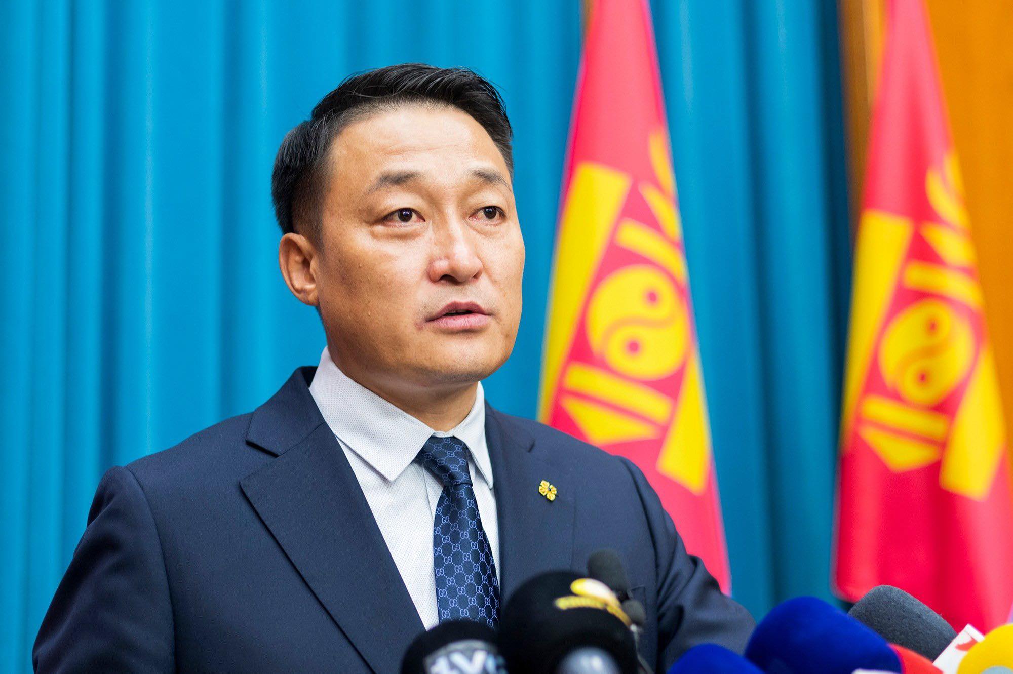  Д.Амарбаясгалан: Хүн чанартай байх нь зөвхөн бусдад биш өөртөө өгч буй хамгийн том хүндлэл