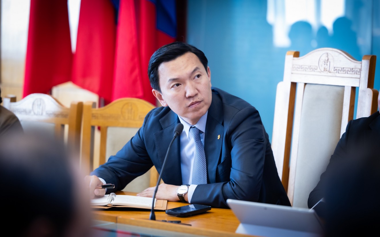 Тэтгэврээ нэмэх мөнгө хайж буй төрд нэг “шинэ санаа” гарч иржээ