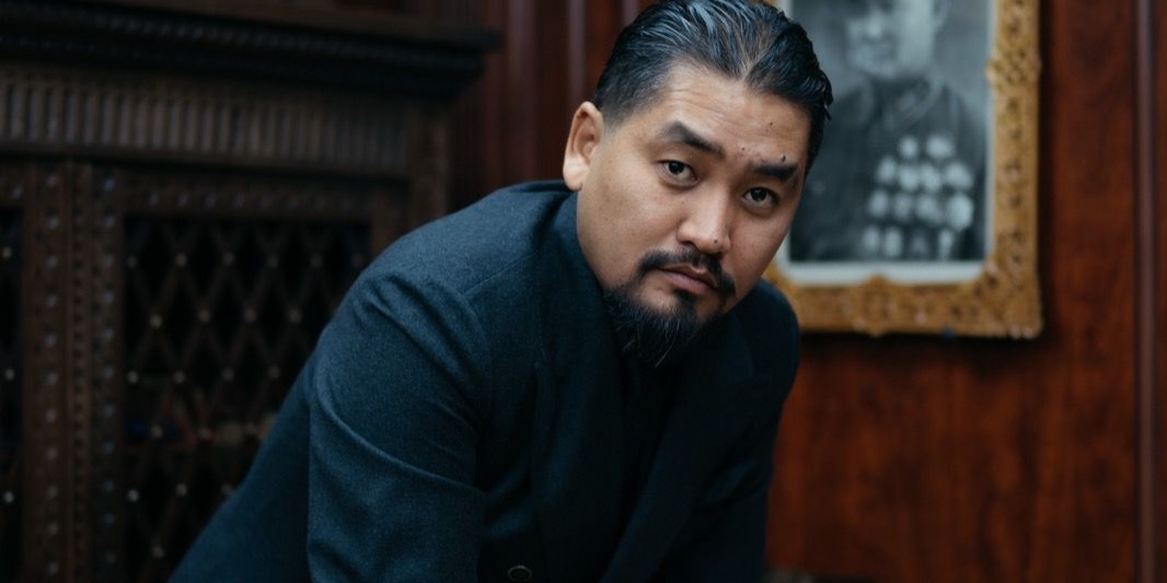 А.Амундра хоногийн 478-1608 ам.долларын үнэтэй зочид буудалд “амьдарч” байна