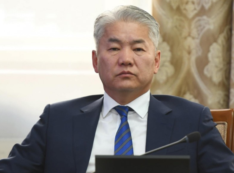 Маргааш ЭЗХ-ийн сайд Ж.Энхбаяр хотын бүх төслийг зогсоох тогтоолын төслийг ЗГ-ын хуралдаанд оруулна