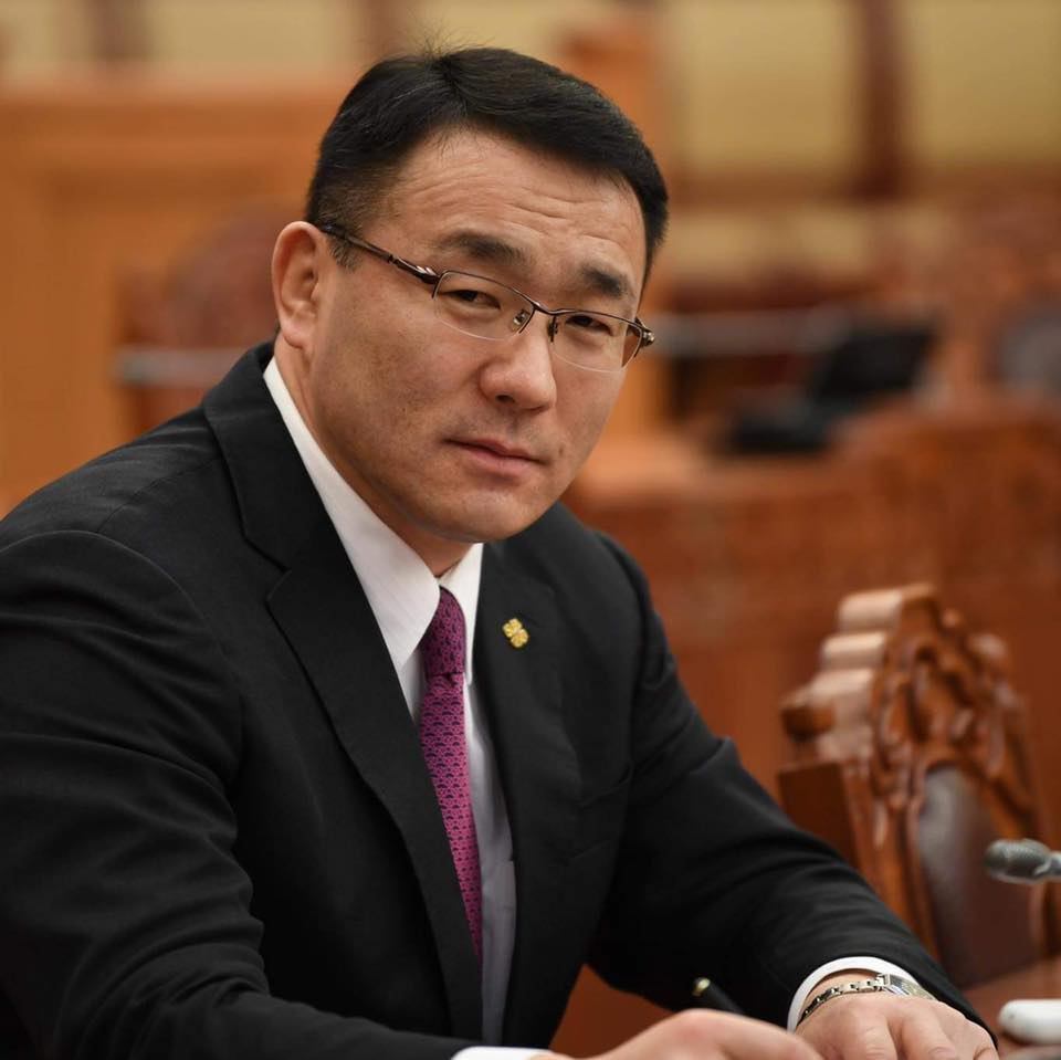 Д.Сумъяабазар: Б.Энхбаяр сайдыг би "Бодь" группийн Д.Баясгалантай танилцуулсан