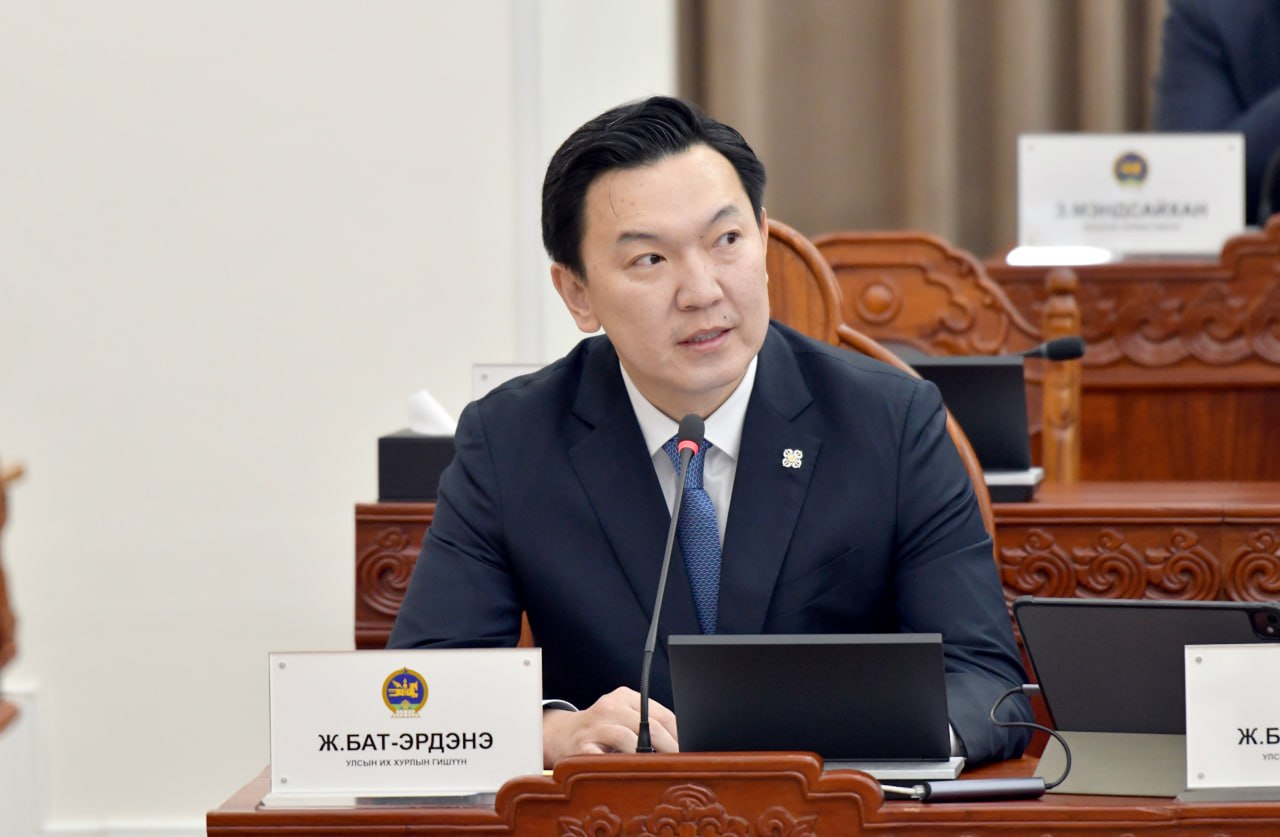 ЧУУЛГАН: Н.Учралыг өөрийнх нь хүсэлтээр УИХ-ын даргаас чөлөөлөх саналыг 80.2 хувиар дэмжлээ