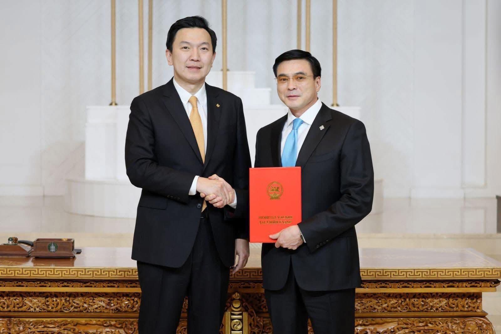 ХЗДХ-ийн сайд С.Амарсайхан: Хууль ядарсанд үйлчилж задарсанд дарагддаг бус хүн бүрд тэгш үйлчилдэг байх ёстой