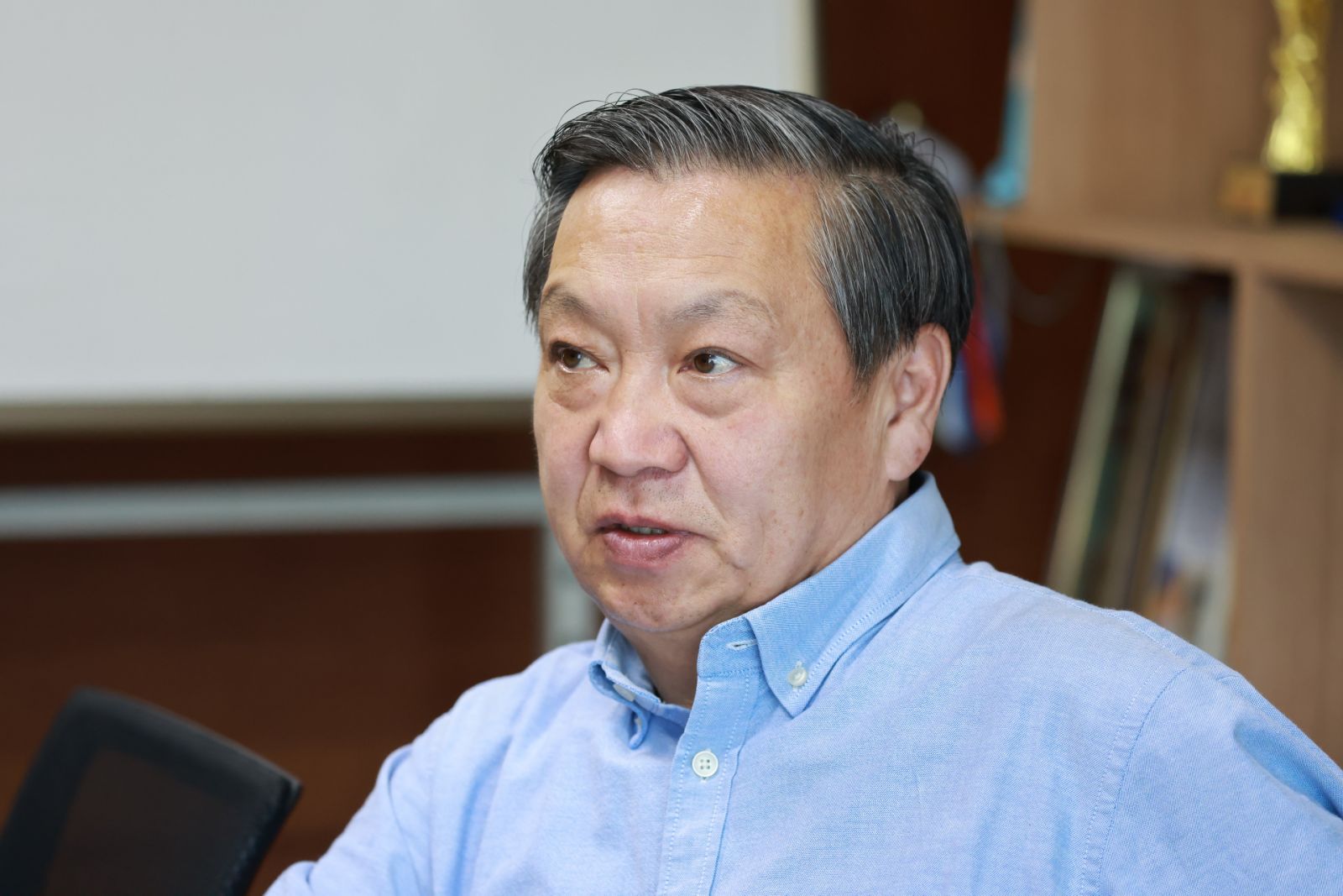 Д.Батсүх: Хотын дарга Х.Нямбаатарыг огцруулах өргөдөлд хэн ч, хэдэн ч и-мэйлээр гарын үсэг зурах боломжтой нь хууль бус