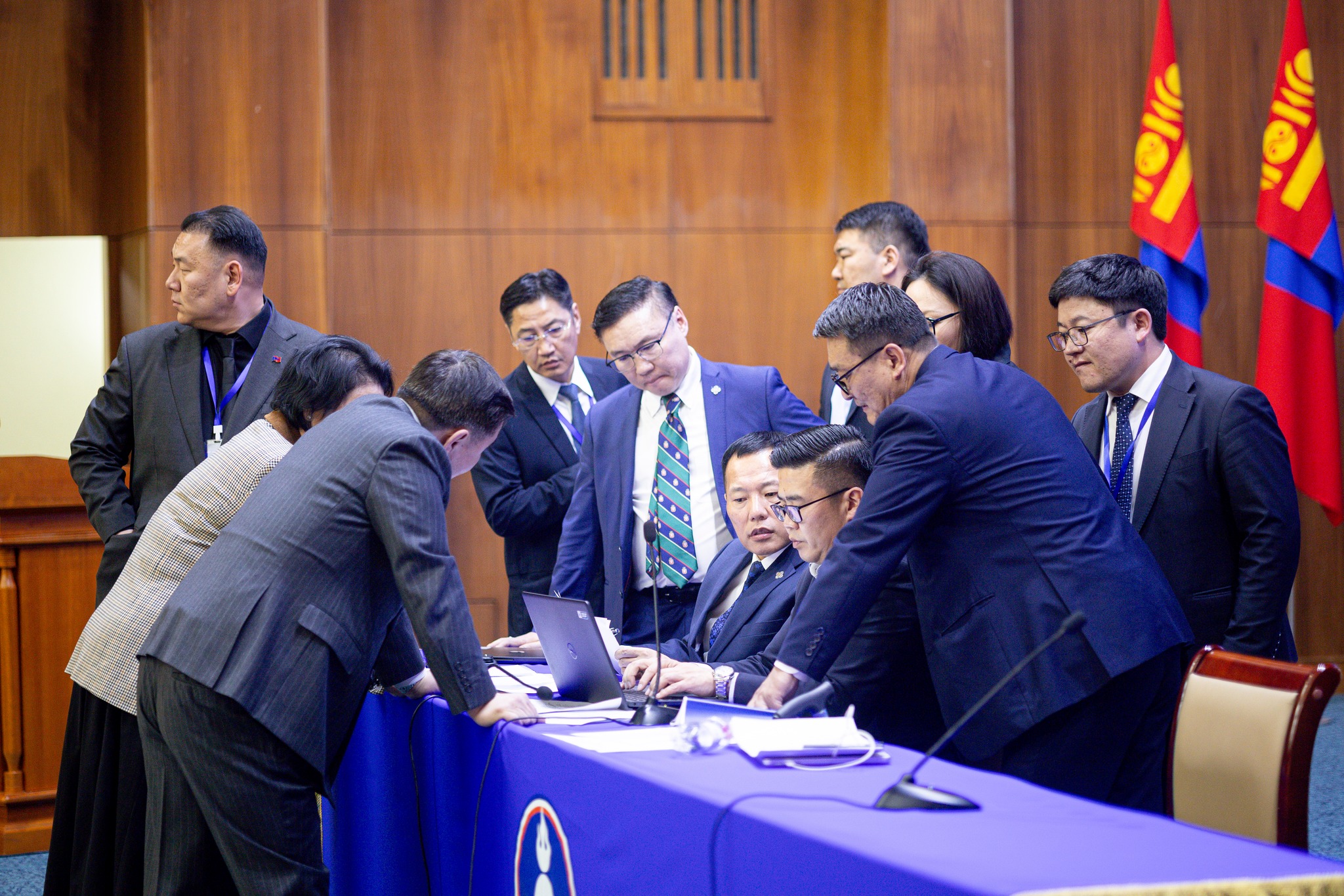 ТАНИЛЦ:АН-ын Улс төрийн зөвлөлийн гишүүд 