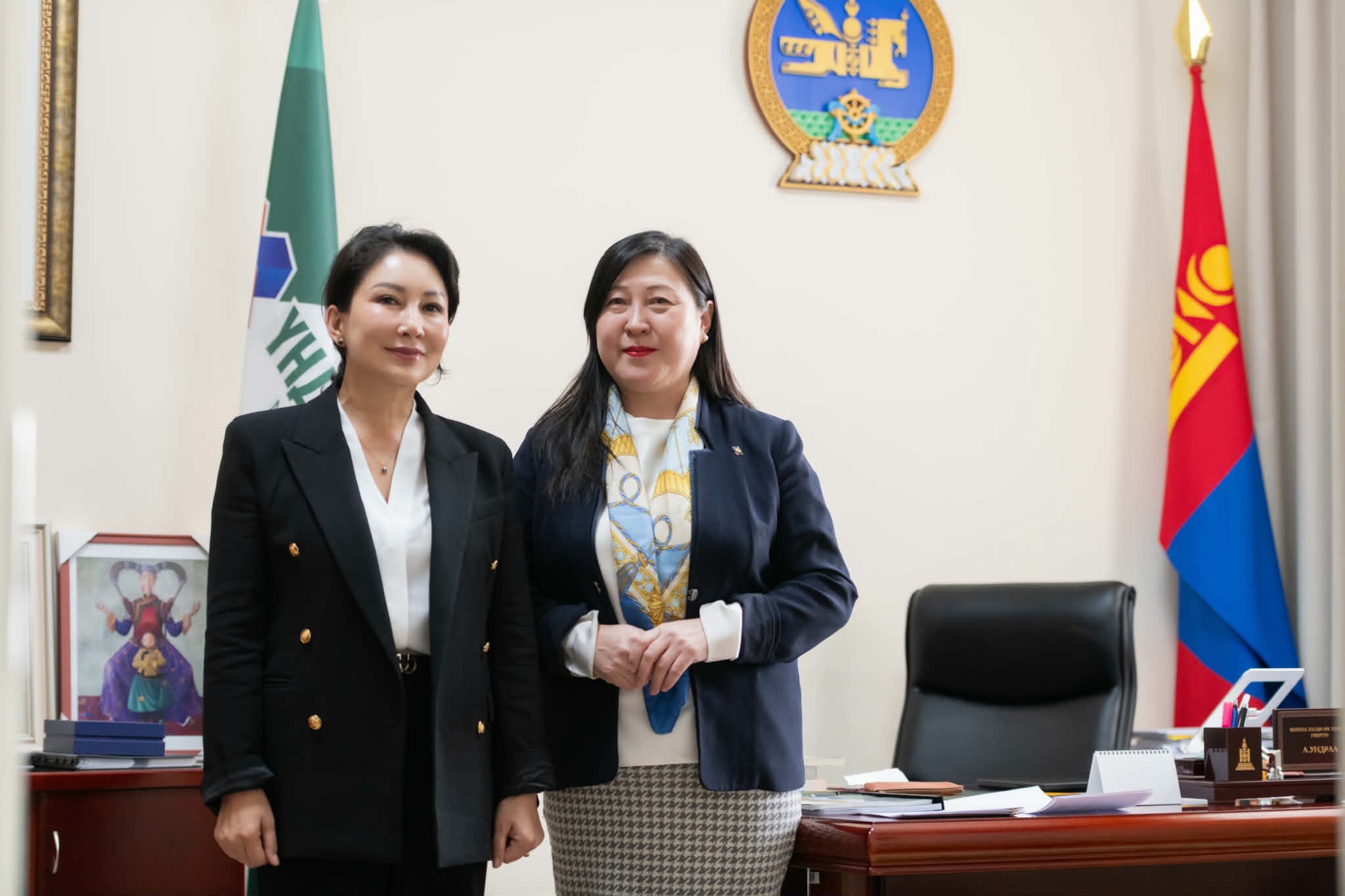 Хүүхэд, гэр бүлийн салбарын асуудлаар УИХ дахь эмэгтэй гишүүдийн бүлэгтэй хамтран ажиллана 