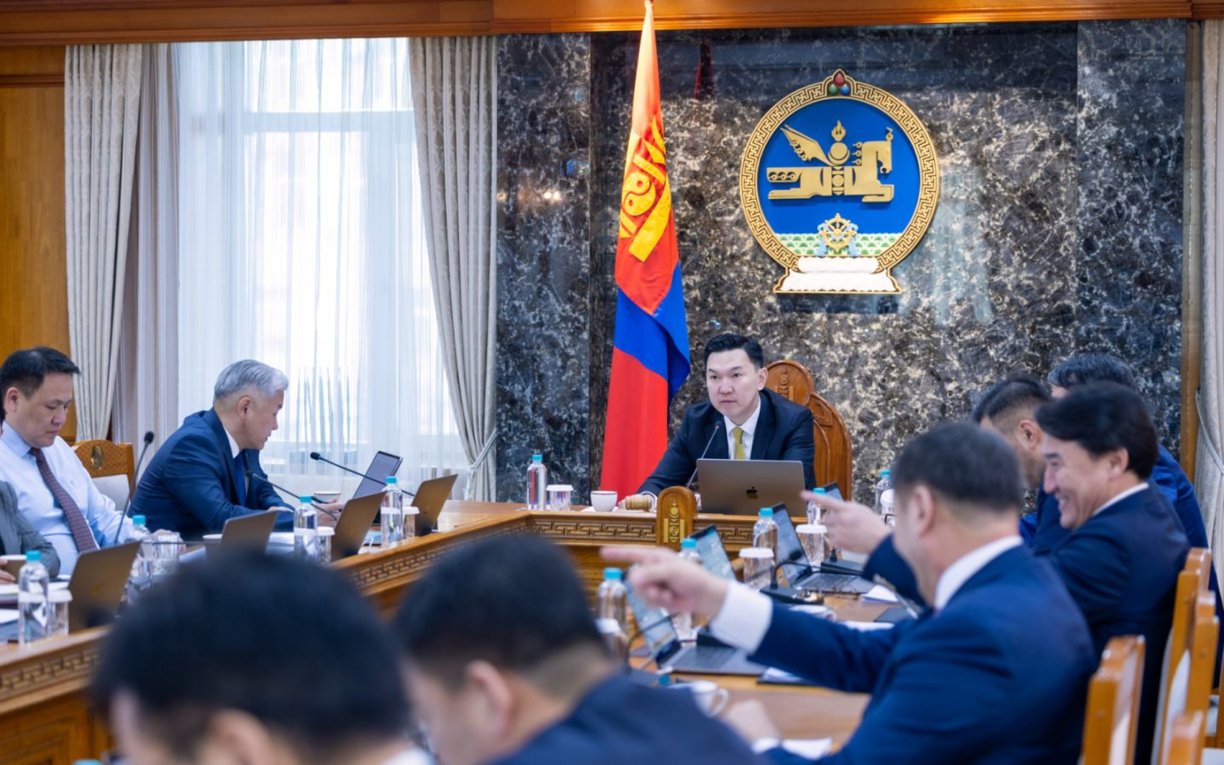 ЗГ-ын ээлжит хуралдаанаар дараах асуудлуудыг хэлэлцэн шийдвэрлэлээ