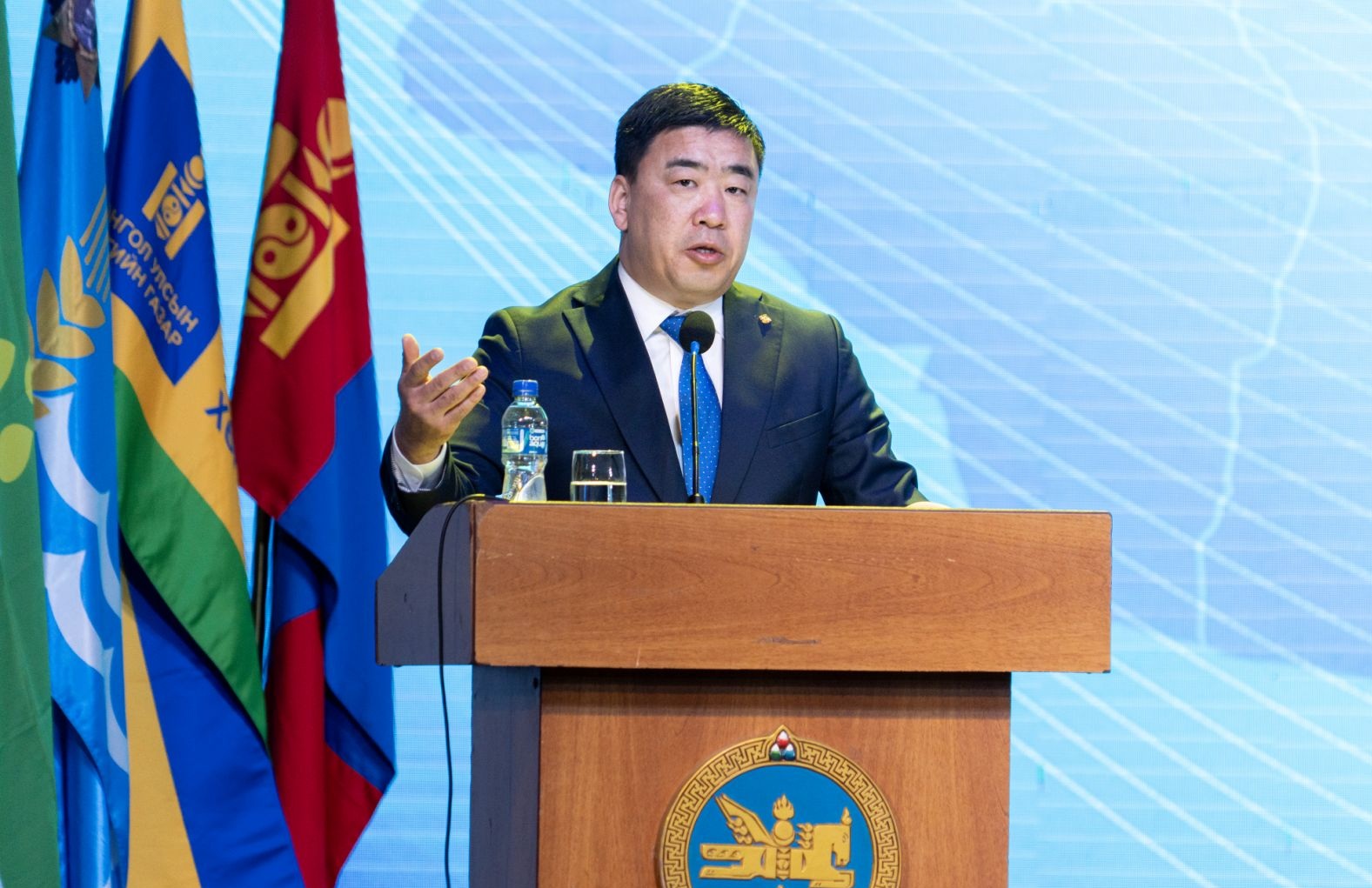 Tөвийн бүсийн хөдөө аж ахуйн үйлдвэрлэл эрхлэгчдийн уулзалт дархан хотод болж байна