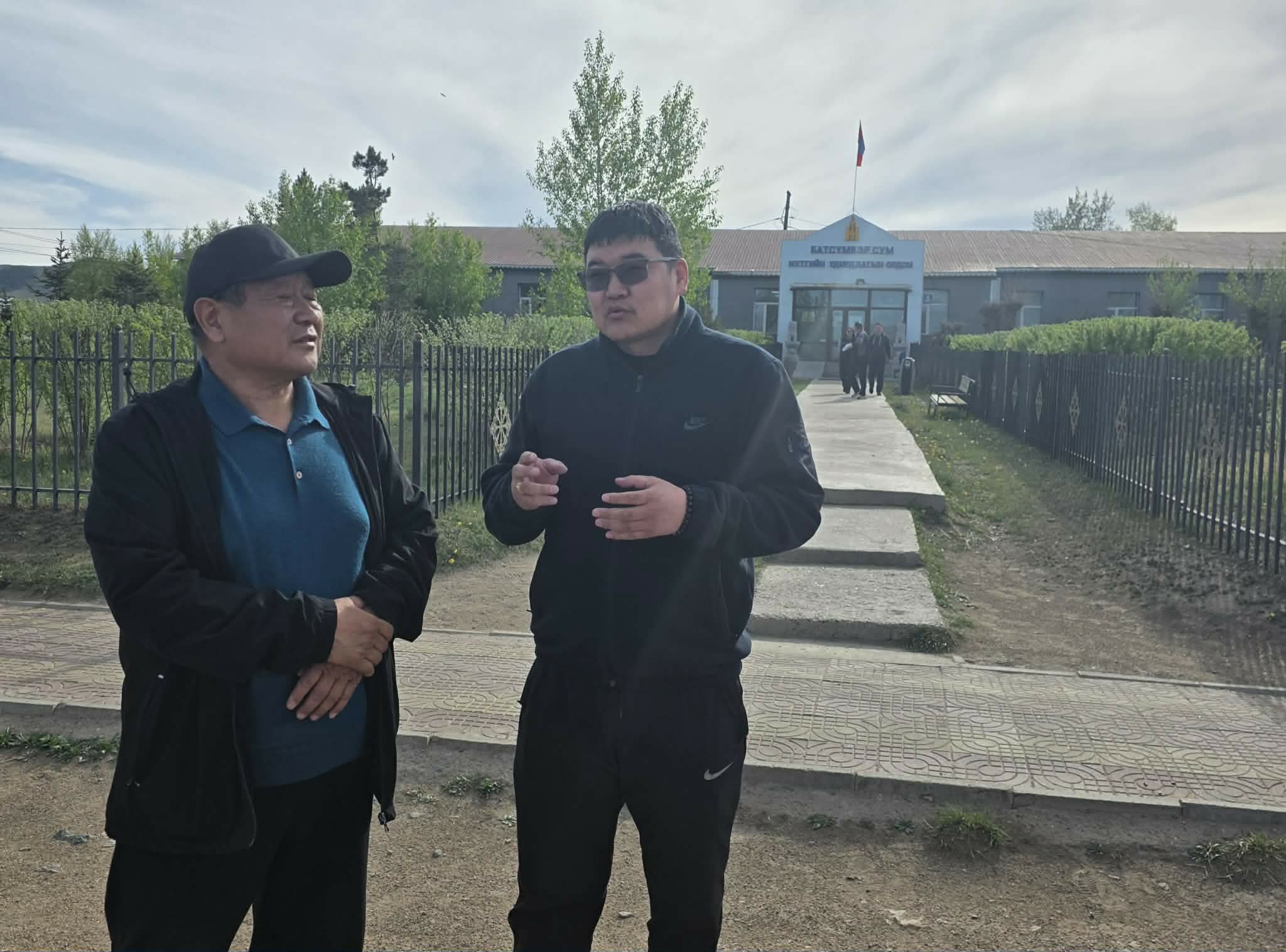 Өвөрмонголын эрдэмтэд Төв аймгийн Батсүмбэр суманд ажиллалаа