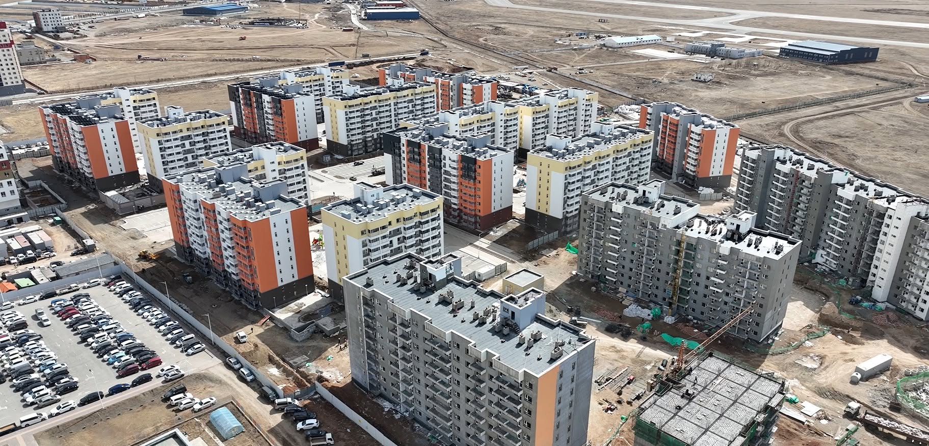 “Солонго 1, 2” төслийн эхний ээлжийн 2042 айлын орон сууцыг хүлээж авахаар улсын комисс ажиллалаа