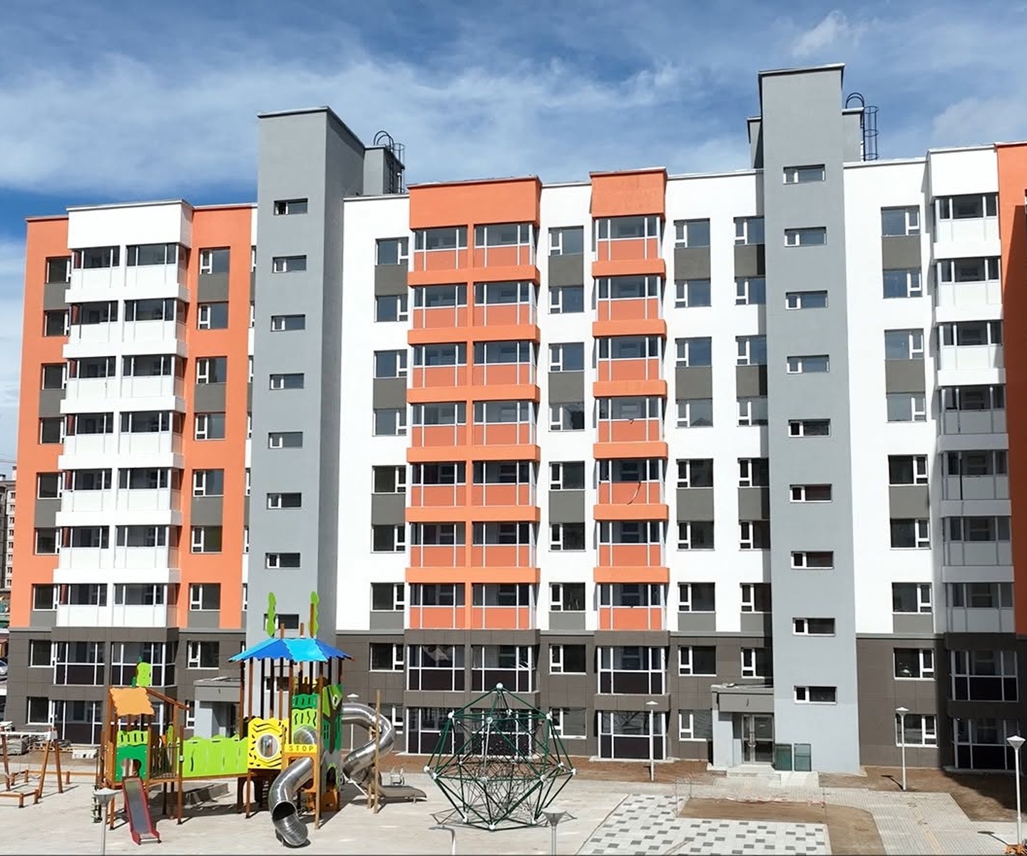 "Солонго 1, 2” орлогод нийцсэн орон сууцыг хүлээж авахаар Улсын комисс ажиллалаа